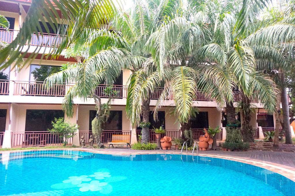 Thai Pura Resort Паттая Екстер'єр фото