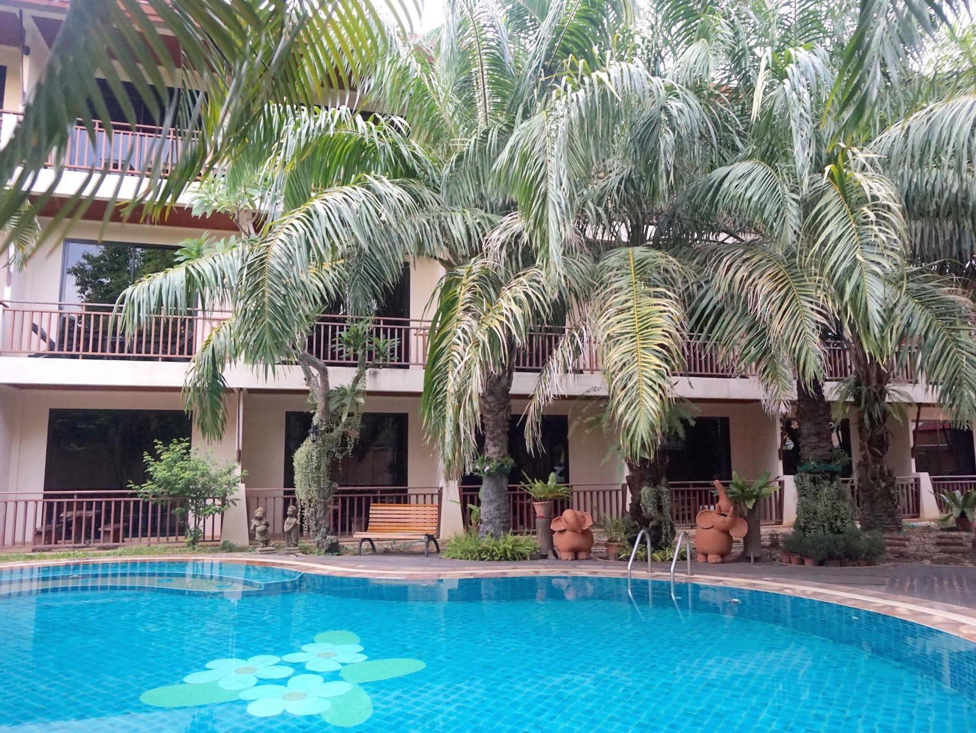 Thai Pura Resort Паттая Екстер'єр фото